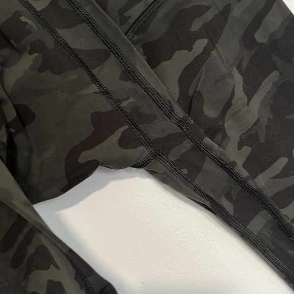 Lululemon Align Pant 28” Incognito Camo Multi Gator Green Size 2 - Picture 5 of 10